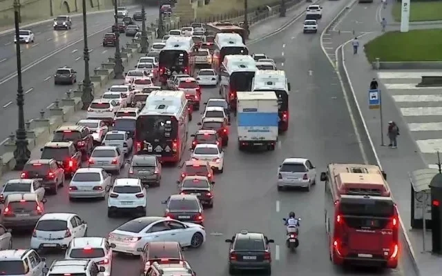 Bu yollarda sıxlıq var - SİYAHI